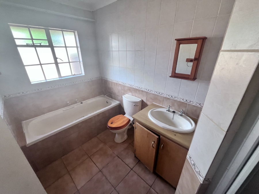 2 Bedroom Property for Sale in Heuwelsig Free State